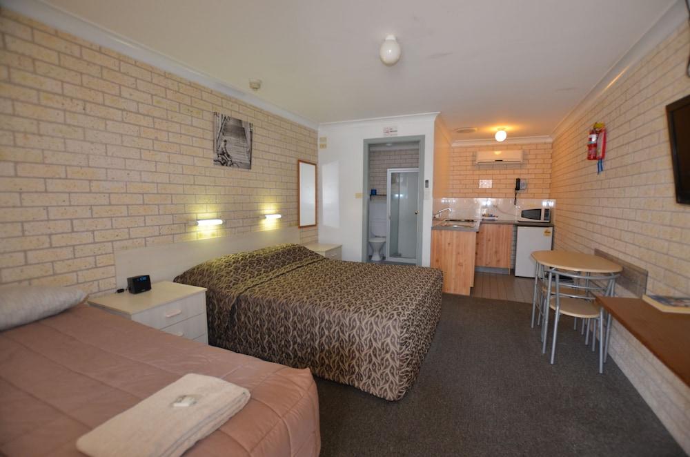 Econo Lodge Moree Spa Motor Inn Esterno foto