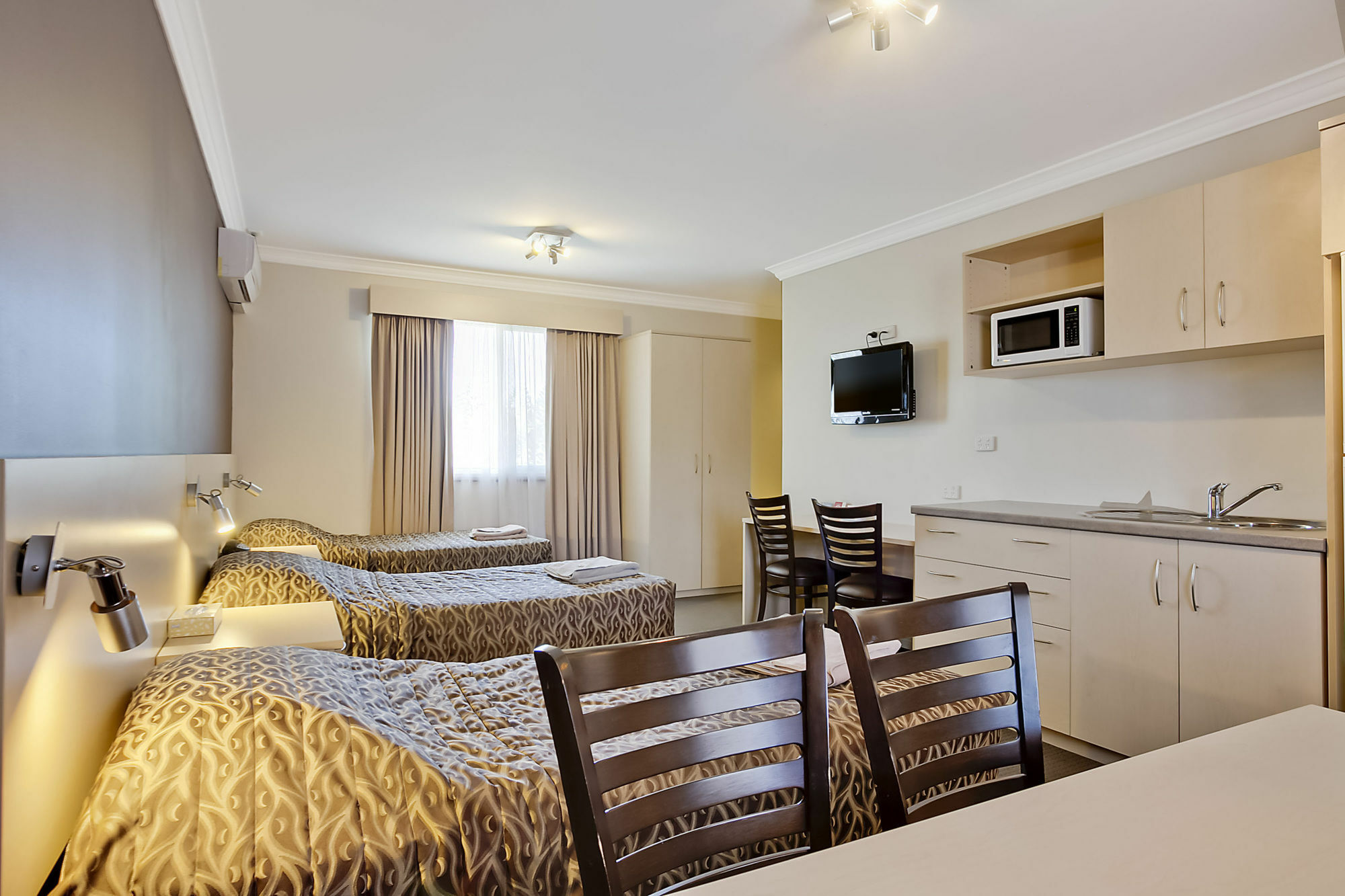 Econo Lodge Moree Spa Motor Inn Esterno foto