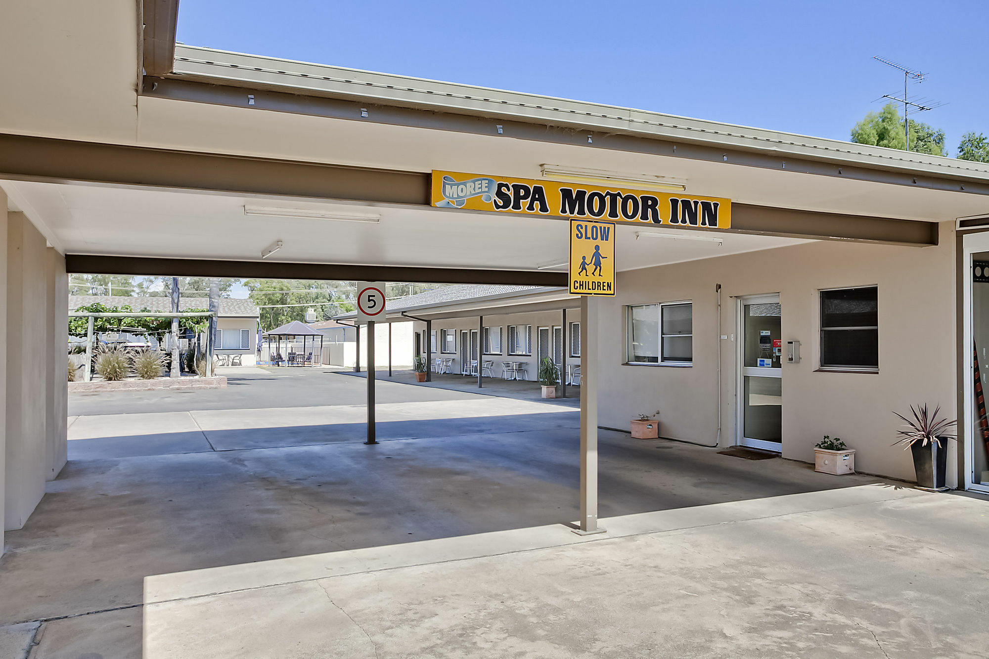 Econo Lodge Moree Spa Motor Inn Esterno foto